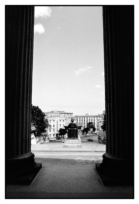 g008_9