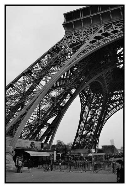 paris08a012_11A