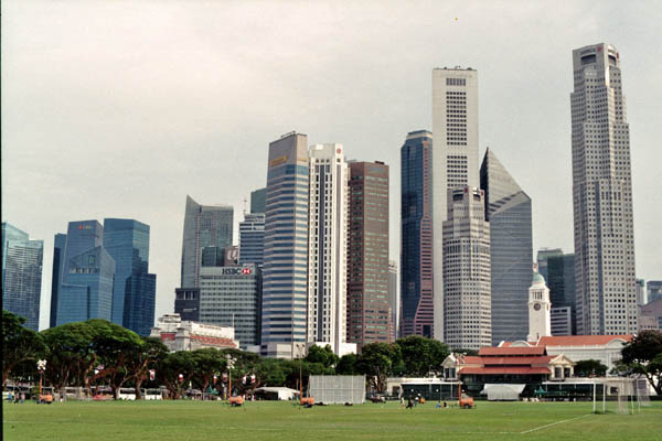 1407_singapore_film_d_001_1A